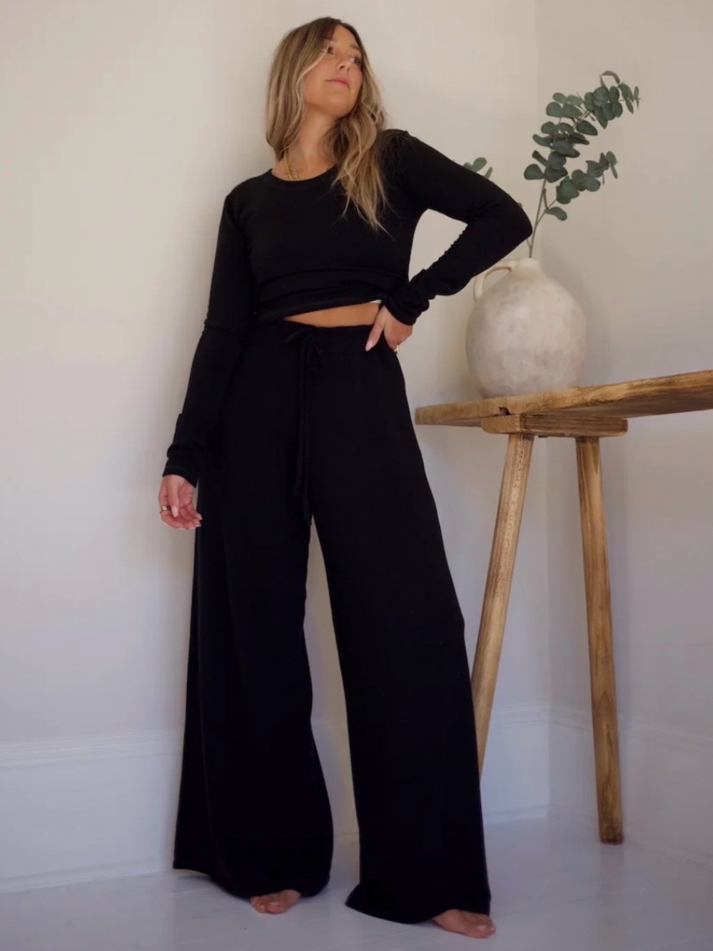 “How do you wear that” Set: essential sweater pants and fitted crewneck sweater